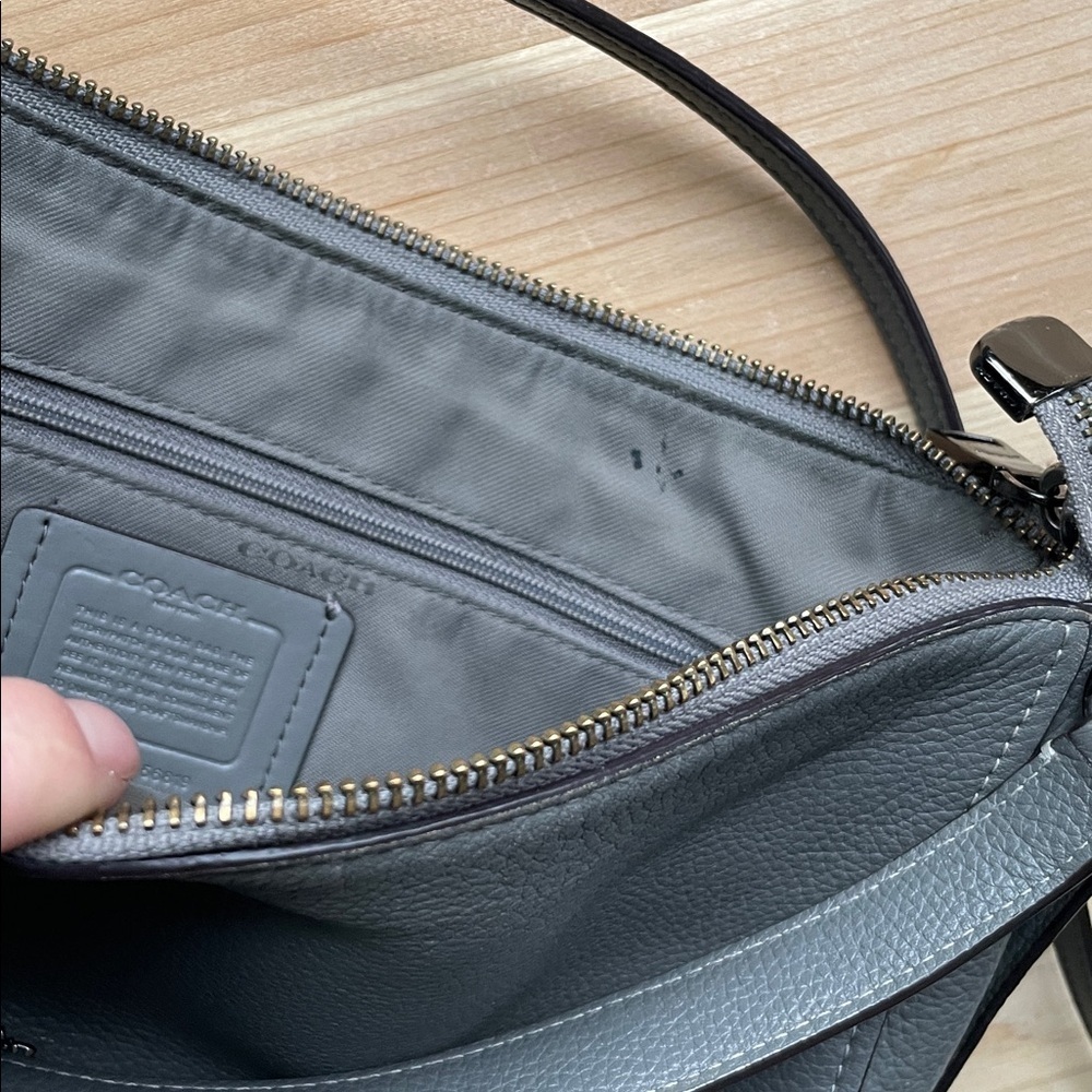 Coach Pebble Gray Leather Shoulder Bag - Picture 14 of 16